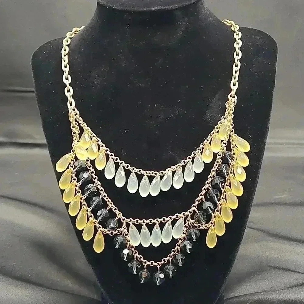 Lia Sophia teardrop bib necklace #bundlefive